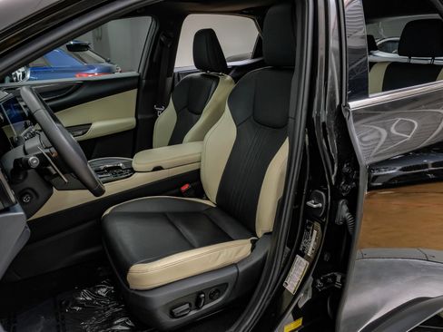 Used 2024 Lexus NX 250 FWD image 35