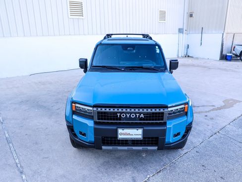 Used 2025 Toyota Land Cruiser image 5