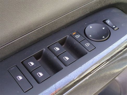 New 2026 Hyundai Kona SE image 11