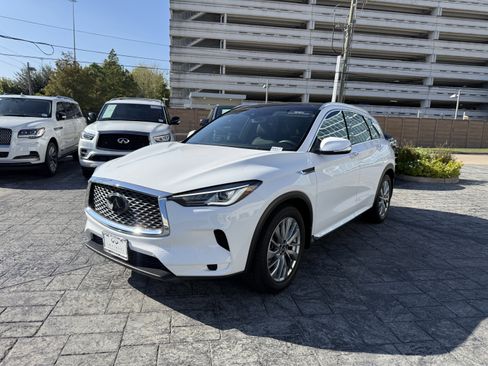 Certified 2023 INFINITI QX50 Luxe image 3