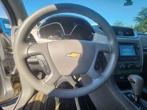 Used 2013 Chevrolet Traverse LS AWD/4WD image 12
