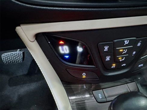 Used 2020 Buick Envision Preferred FWD image 11