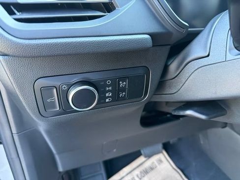 Used 2023 Ford Escape Active w/ Tech Pack #2 AWD/4WD image 16