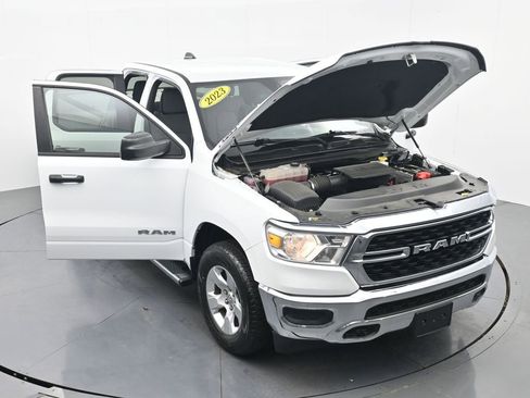 Used 2023 RAM 1500 Big Horn AWD/4WD image 38