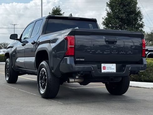 Certified 2024 Toyota Tacoma TRD Off-Road image 7