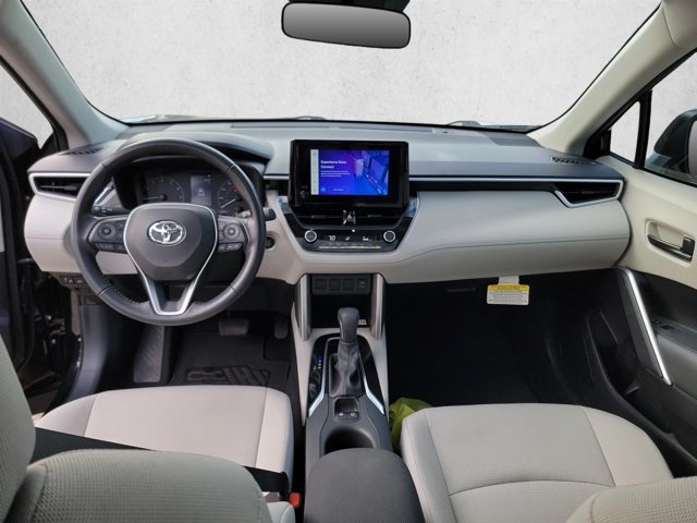 Used 2023 Toyota Corolla Cross LE w/ Moonroof Package AWD/4WD image 20