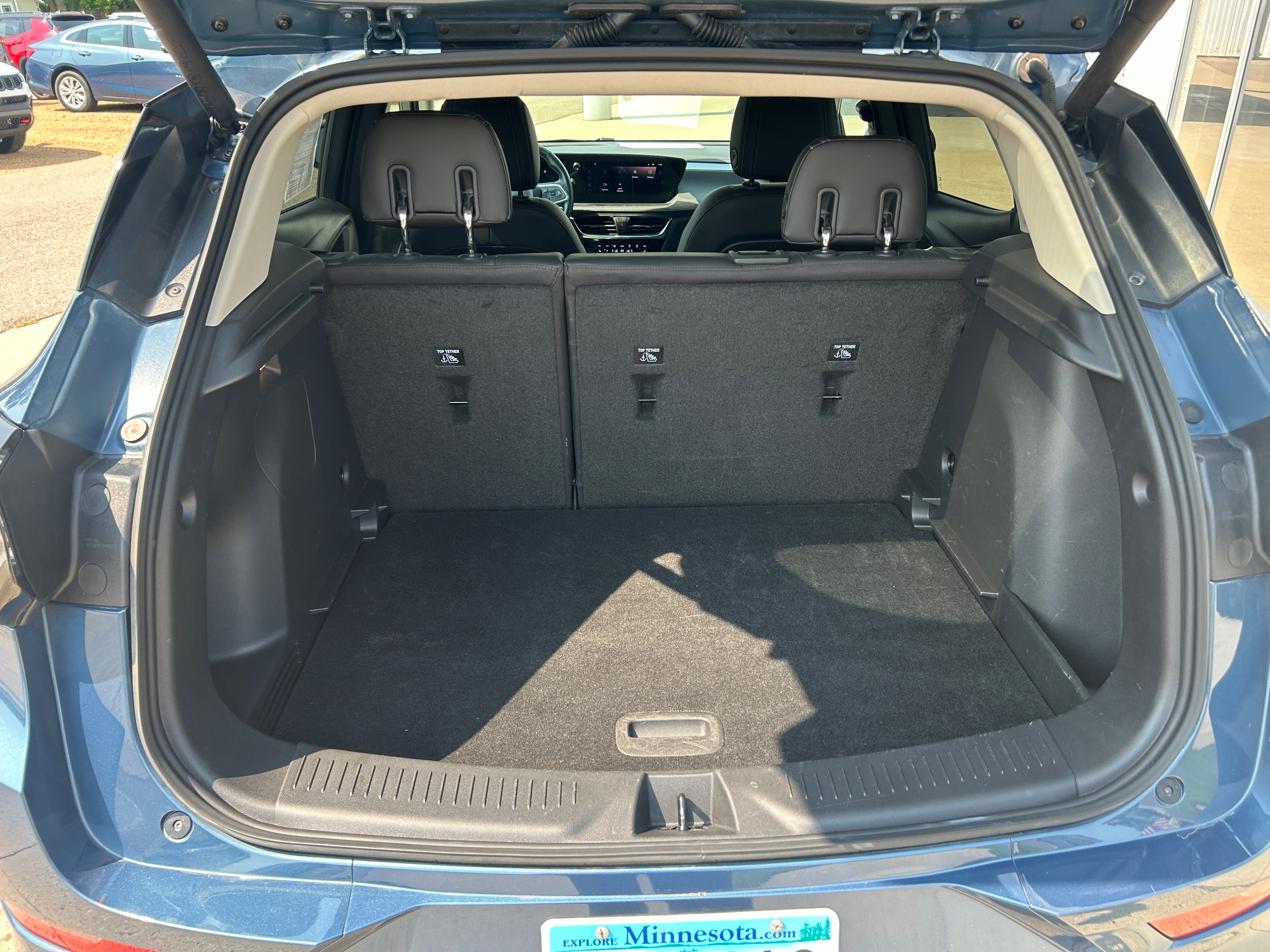 Used 2024 Buick Encore GX Avenir w/ Avenir Technology Package AWD/4WD image 39