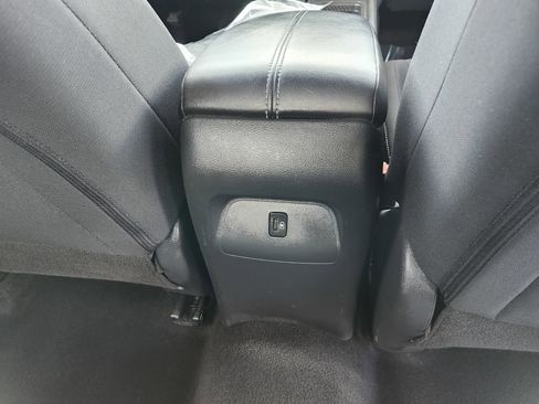 Used 2022 Nissan Sentra SV FWD image 20
