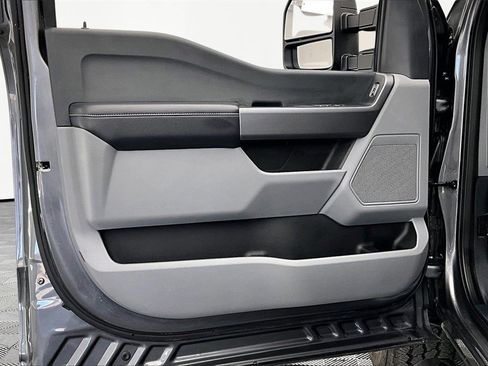 Used 2025 Ford F350 XLT w/ FX4 Off-Road Package image 22