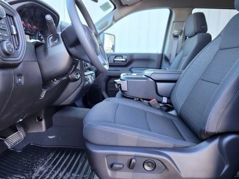 New 2026 Chevrolet Silverado 2500 Custom w/ Custom Value Package AWD/4WD image 16