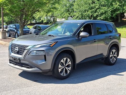 Used 2023 Nissan Rogue SV AWD/4WD image 5