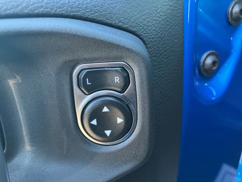 Used 2024 Jeep Wrangler Unlimited w/ Convenience Group image 12