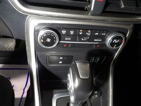 Used 2018 Ford EcoSport SE AWD/4WD image 14