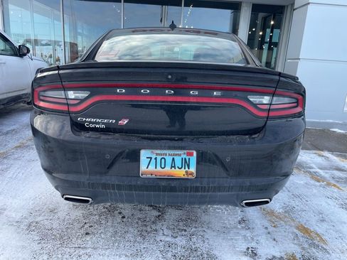 Used 2019 Dodge Charger SXT w/ Plus Group image 4