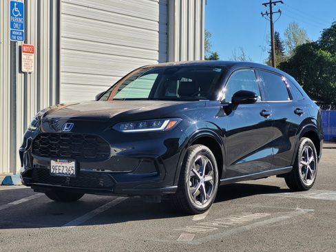 Used 2023 Honda HR-V EX-L image 10