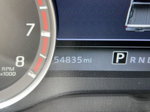 Used 2023 Nissan Titan SV w/ SV Convenience Package image 19