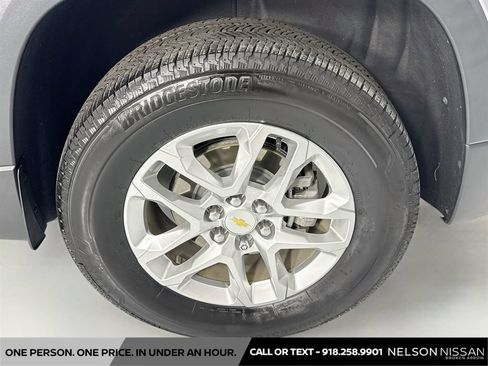 Used 2020 Chevrolet Traverse LS FWD image 30