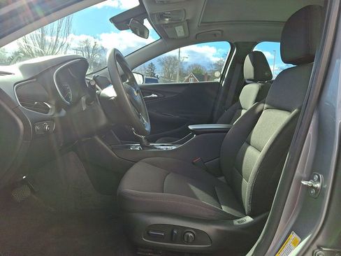 Used 2024 Chevrolet Malibu LT image 12