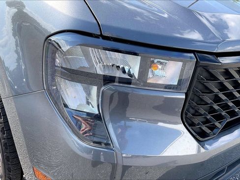 Certified 2025 Ford Maverick XLT w/ XLT Luxury Package AWD/4WD image 30