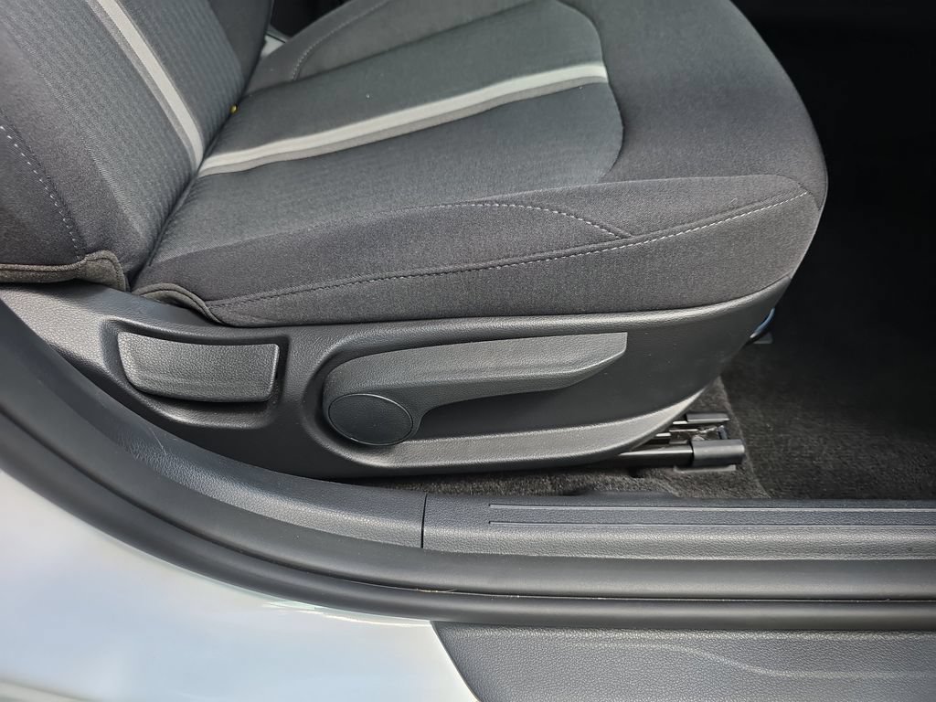 New 2026 Hyundai Sonata SEL FWD image 32