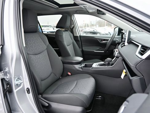 New 2025 Toyota RAV4 XLE image 14