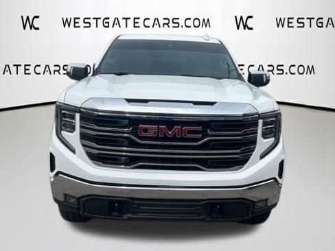 Used 2024 GMC Sierra 1500 SLT image 1