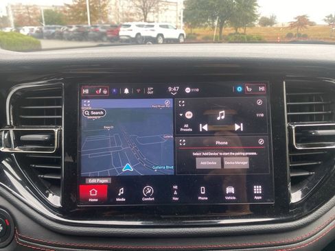 Used 2024 Dodge Durango GT image 22