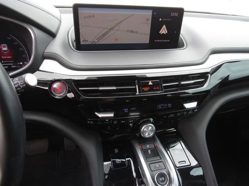 Certified 2023 Acura MDX FWD w/ Technology Package image 16