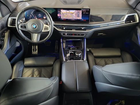 Used 2024 BMW X5 xDrive40i w/ M Sport Package AWD/4WD image 12