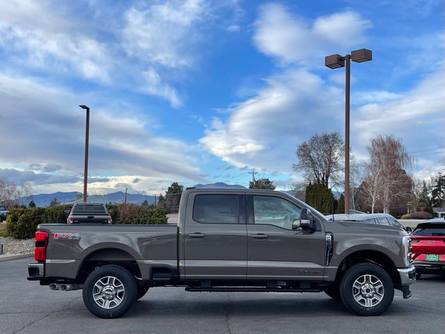 New 2026 Ford F250 Lariat w/ Lariat Premium Package AWD/4WD image 2