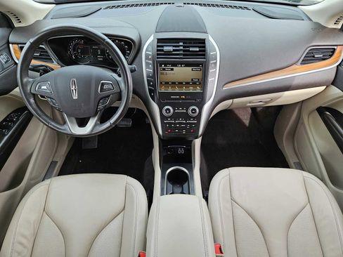 Used 2018 Lincoln MKC Select w/ Select Plus Package image 25