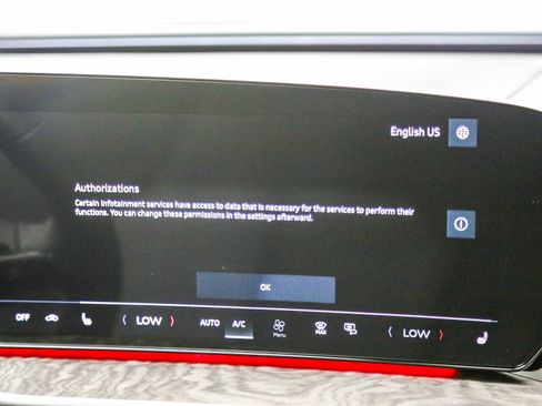 Certified 2025 Audi Q5 Premium Plus w/ Premium Plus AWD/4WD image 15