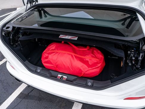 Used 2015 Ferrari California T RWD image 47