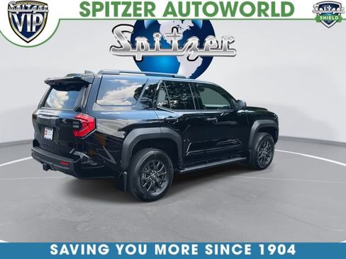Certified 2025 Toyota 4Runner SR5 AWD/4WD image 8