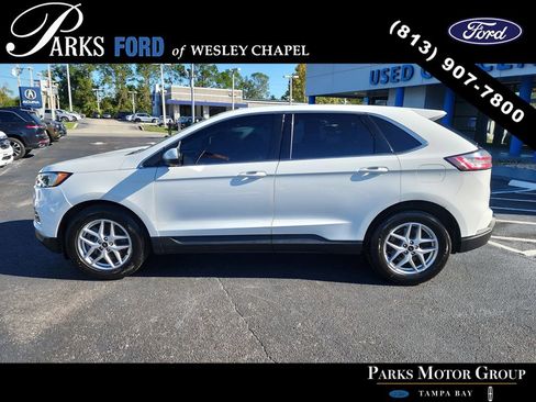 Used 2023 Ford Edge SEL image 5