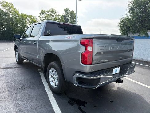 Used 2021 Chevrolet Silverado 1500 LT w/ Bed Protection Package AWD/4WD image 3