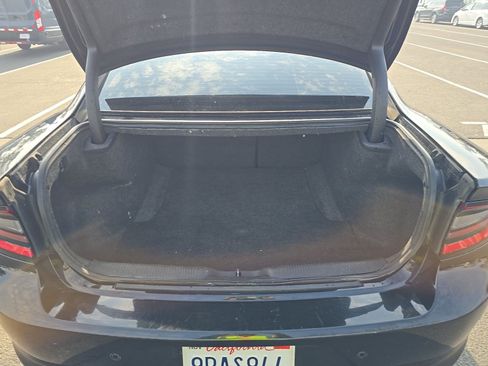 Used 2022 Dodge Charger SXT RWD image 14
