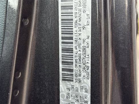 Used 2019 Jeep Wrangler Unlimited Sahara image 27