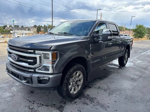 Used 2021 Ford F350 Platinum w/ FX4 Off-Road Package AWD/4WD image 2