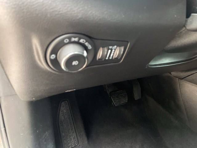 Used 2023 Jeep Compass Latitude AWD/4WD image 27