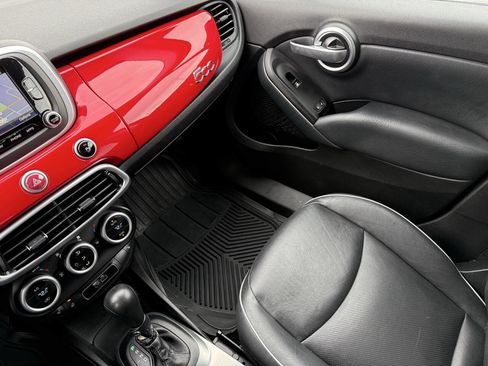 Used 2016 FIAT 500X Lounge image 23