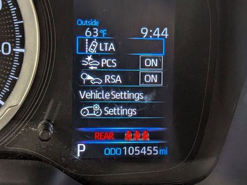 Used 2022 Toyota Corolla LE image 15