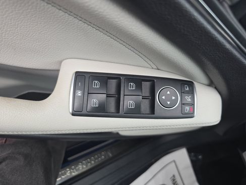 Used 2020 Mercedes-Benz GLA 250 4MATIC w/ Premium Package image 27