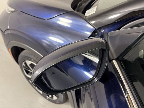 Used 2024 Mitsubishi Outlander SE image 13