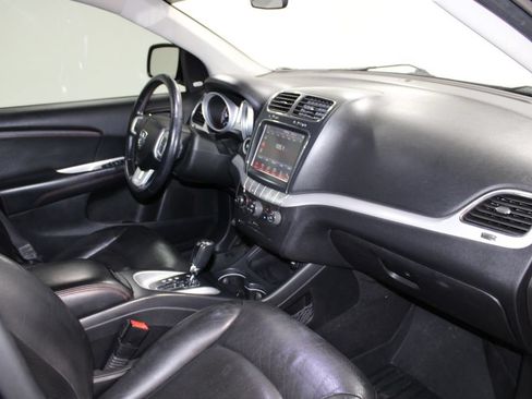 Used 2018 Dodge Journey GT FWD image 27
