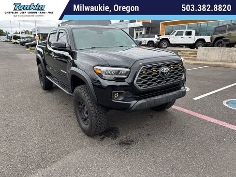 Used 2021 Toyota Tacoma TRD Off-Road w/ TRD Premium Off Road Package AWD/4WD image 1