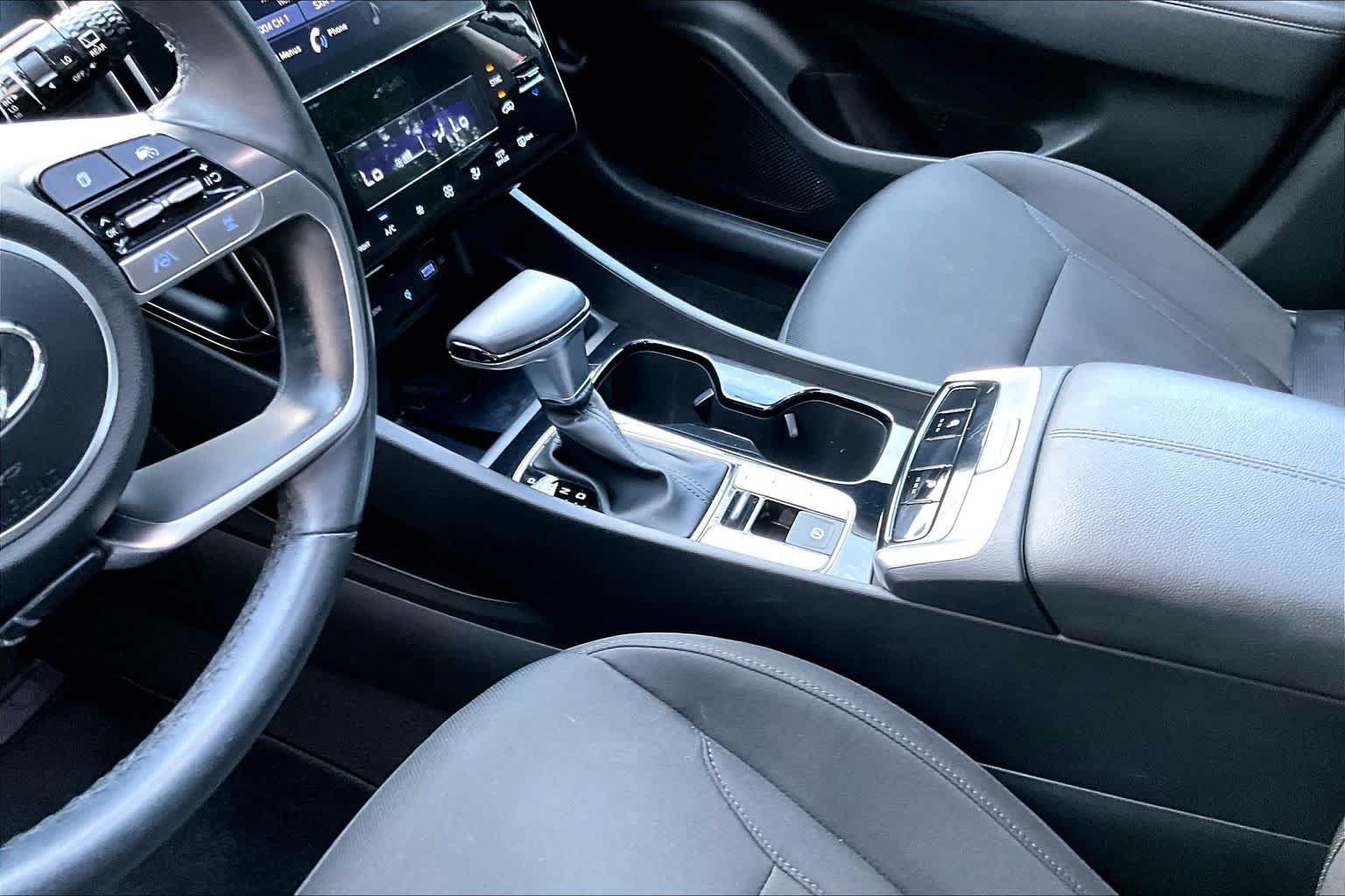 Used 2022 Hyundai Tucson SEL w/ Convenience Package FWD image 17