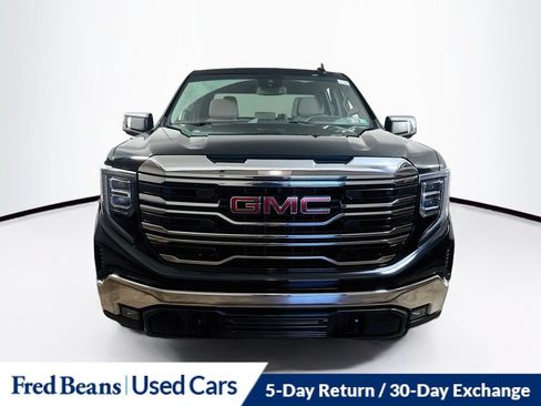Used 2025 GMC Sierra 1500 SLT AWD/4WD image 2