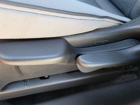 Used 2024 Chevrolet TrailBlazer LT image 17