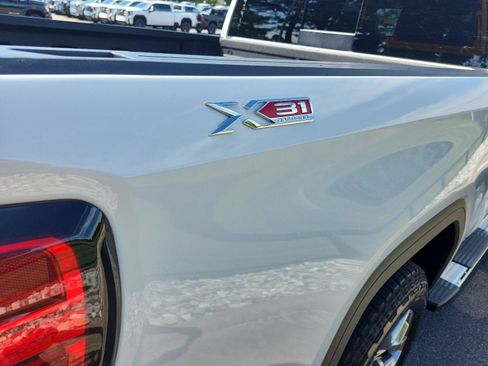 Used 2026 GMC Sierra 1500 SLT w/ SLT Premium Plus Package AWD/4WD image 6